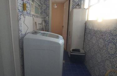 Lindo apartamento com vistas na praia do Gonzaguinha - Foto 36