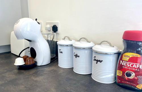 New Modern 2 Bed with parking in BISHOPS STORTFORD, close to Stansted Airport! - Foto 18