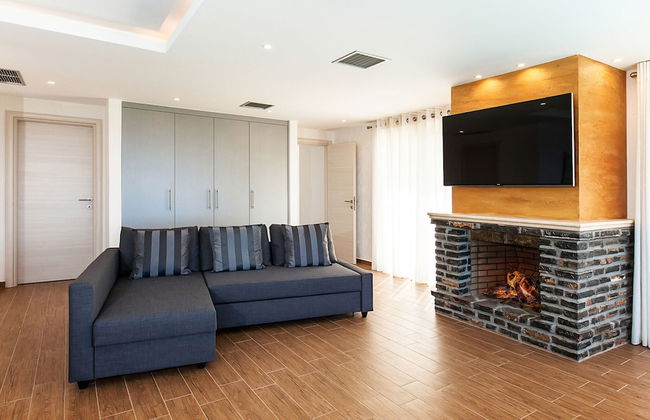 Great Villa, Enormous Pool, Nice Location near Village Sisi - Foto 11