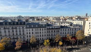 Appartement sous le toits de Paris - Photo 2