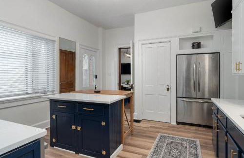 Short North Luxury 4BR Free Parking & Fire Pit - Foto 34