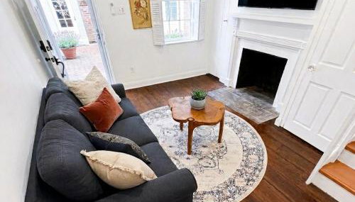 Center City Trinity with Roof Deck, Patio & Workspace - Foto 2