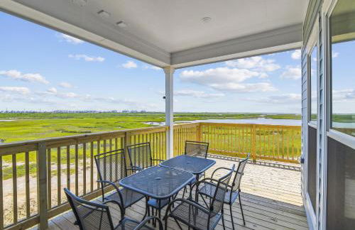 Bayfront Nirvana! by Ryson Vacation Rentals - Photo 8