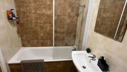 2 Bedroom Flat in Town Center Wellingborough - Foto 2