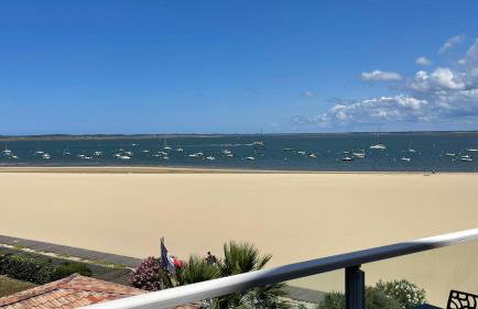 Première ligne - Vue mer exceptionnelle - Accès direct plage - Grand balcon - Parking privatif clos - Tout à pieds - Foto 2