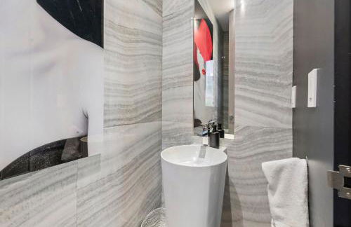 Best Bayfront View New construction w pool - Foto 35