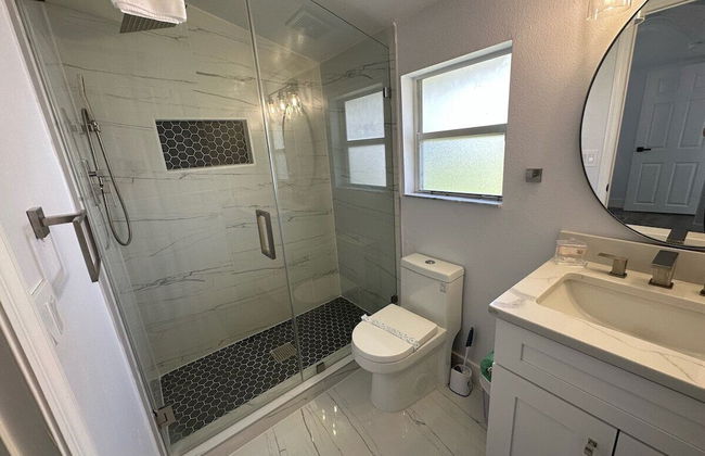 Modern, Fully Updated Southern Dunes Home - Golf Course Views - Foto 16