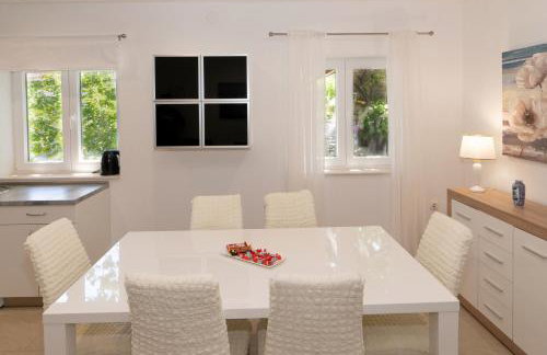 Apartments Srdanovic - Photo 72