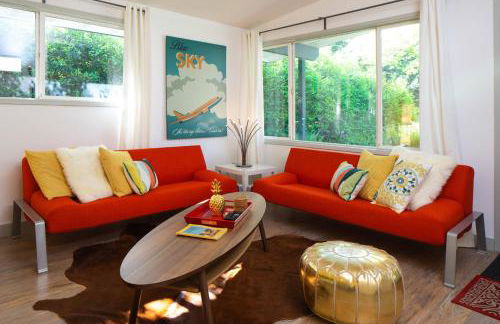 #StayinMyDistrict Modern Mid-Century Retreat - Foto 59