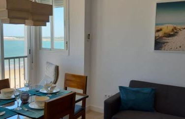 PRIMERA LINEA DE PLAYA EN VALDELAGRANA - Foto 13