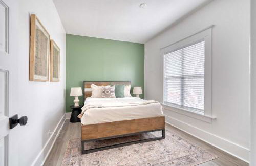 The 2BR Soul Lounge - 91 WalkScore - Photo 7