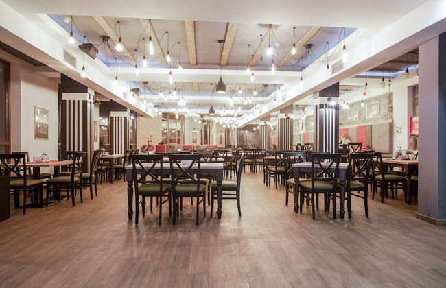 Sky Cabin Apartments - Photo 66