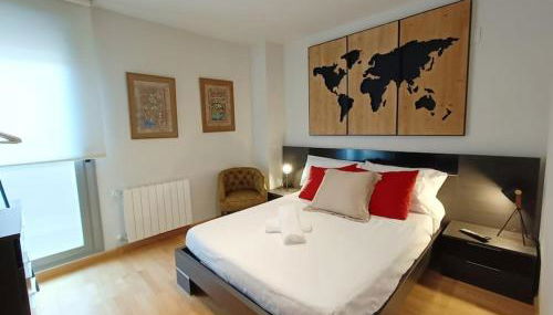 Alojamiento centro Cáceres Cánovas - Foto 1