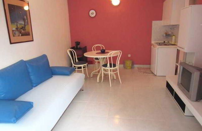 Apartmani Kelam - Foto 11