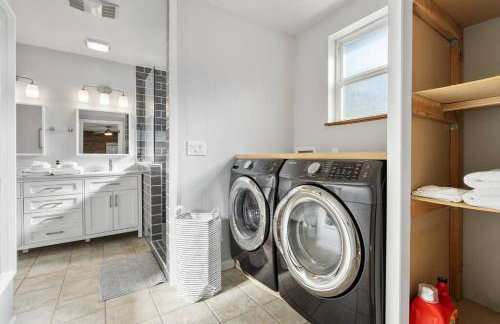 Peaceful Family Retreat Home w Firepit n Grill - Foto 5