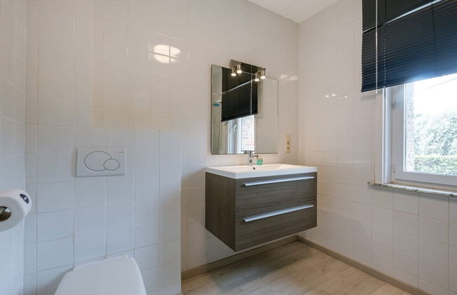 Lovely Andr Farm in the Greenery of Kortrijk - Photo 77