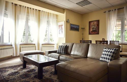 CASA ALTO LOS RENEDOS - Photo 4