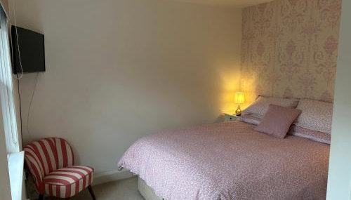 Yew Tree House - Photo 3