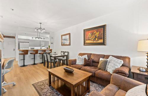 Lakeside luxury with hot tub and pool - Foto 73