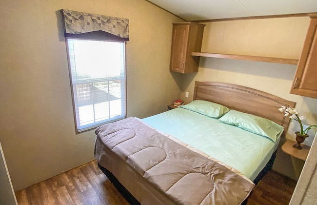 Falcon Cottages - Photo 4