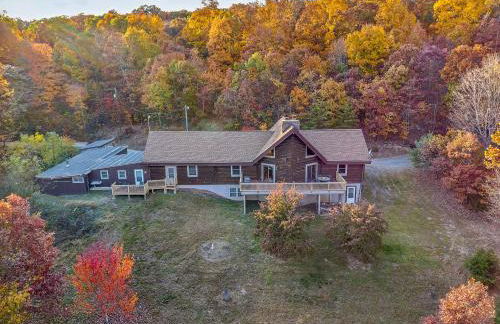 Overlook at Sleepy Creek -- Sleepy Creek Frontage, Secluded, Grill, Fire Pit, Deck, Family Friendly, Game Room, Fishing, Hammock, View, Fireplace - Foto 79