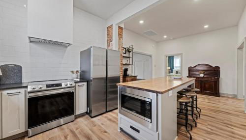 Gloria Manor - 2 blocks to Magnolia and 3 mins to BU - Foto 5