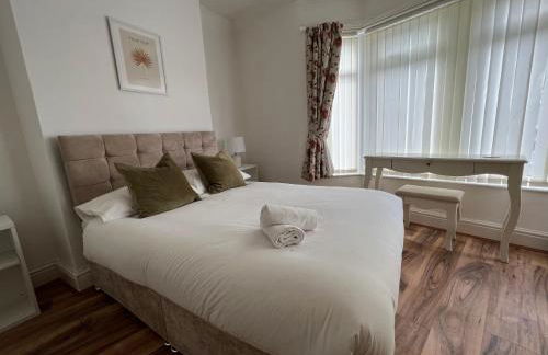 2025 Award Winner Liverpool Ivy House - 4 Bedrooms - Foto 39