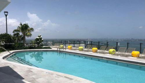 POSH Ocean View Penthouse - Heated Pool, Gym, Office! 10mins Beach - Foto 5