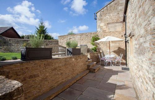 Charming Country House Nr Bath - Photo 53