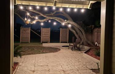 NEW Couples Retreat - sleeps 2 adults + 2 children - Foto 46