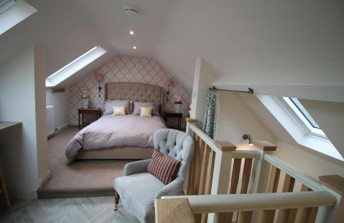 Granny's Attic at Cliff House Farm Holiday Cottages, - Photo 2