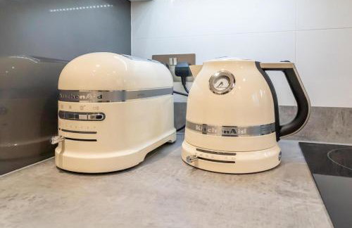 2 bedroom house with parking in Borehamwood - Foto 17