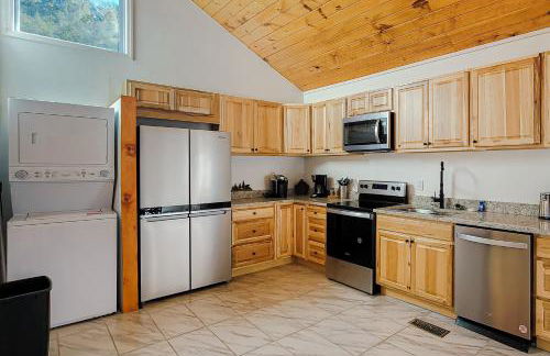 Cozy Home Sleeps 6 Hot Tub Fire Pit Free Ticket - Foto 3