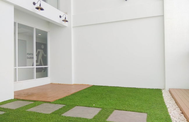 Comfy And Homey 2Br At Patraland Urbano Apartment - Foto 18