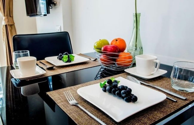 The Violin Sriracha - Photo 13