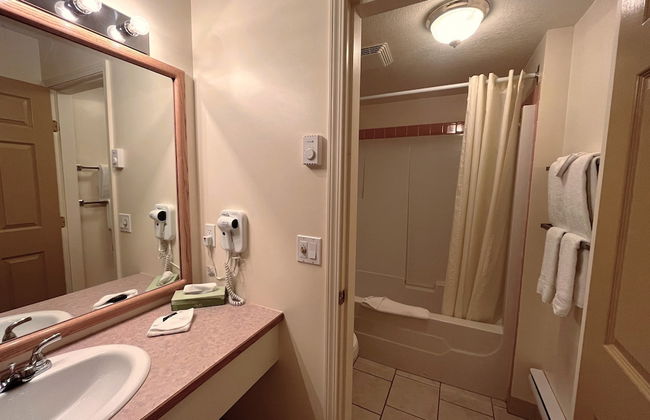 Western Long Stay Whitecourt 1 - Foto 9