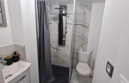 Petite maison cosy wifi avec terrasse - Foto 8