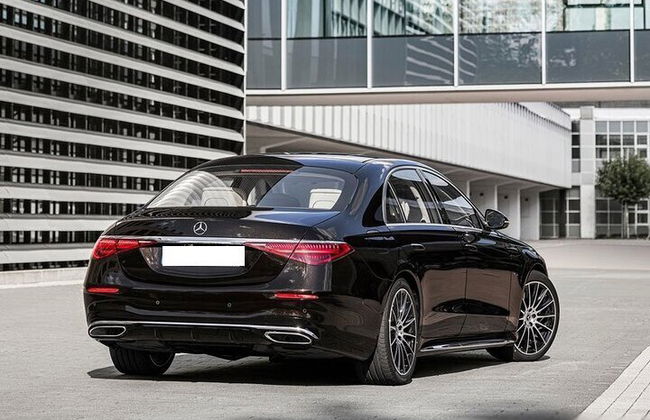 Arrival Private Transfer from Bilbao airport BIO to Bilbao City by Business Car - Photo 6