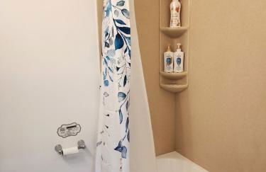 Spacious 2BR Apt Downtown, 2 Blocks from State Capitol - Foto 2