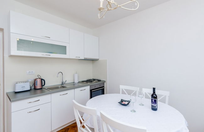 Studios Heliva - Foto 32