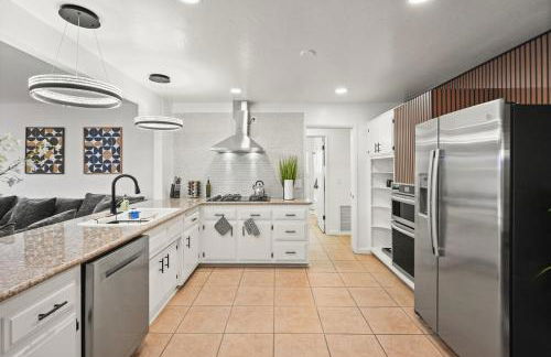 Heated Pool - Jacuzzi - Firepit - Game Room - Foto 2