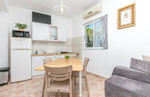 Apartments with parking space Zivogosce - Blato, Makarska - 22253 - Foto 29