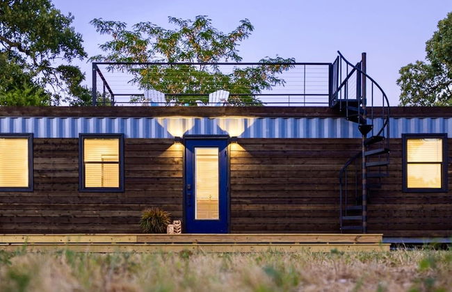 The Shoreline Container Tiny Home 12 min to Magnolia Baylor - Foto 1