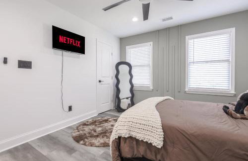 Big Modern Family Home On 1 Acre Land w Firepit & Grill - Foto 47