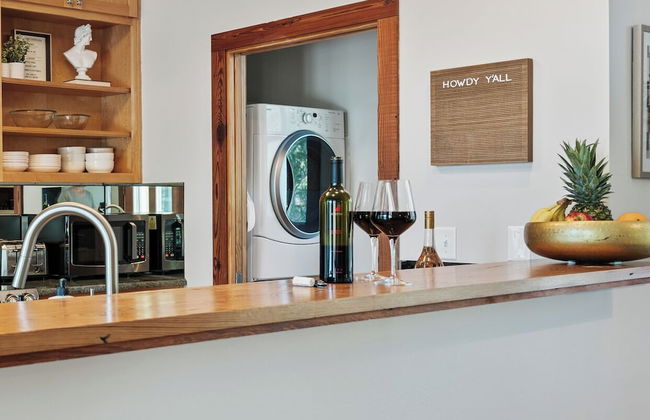 Urban Cowboy Villas - Heart of 704 - Foto 28