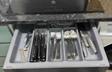 Entire apartment in the heart of downtown N&N - Photo 26