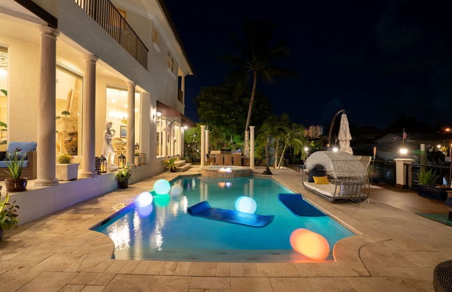 Luxury Home Villa D' Amore Southern Florida Paradise Sleeps 10 5 Bedroom Villa by RedAwning - Foto 44
