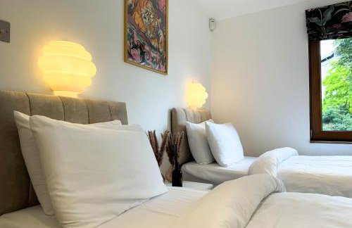 Luxurious 3Bed House with Spa Bath & Garden - Foto 65