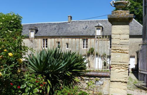 Les Escuries, dépendances du Château - Foto 32