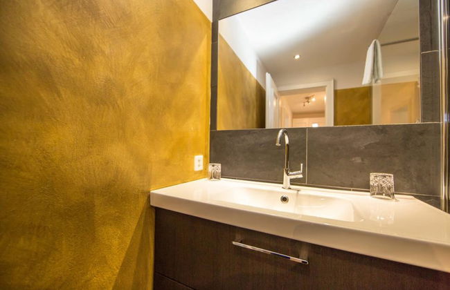 Apartment Anemone - Photo 12